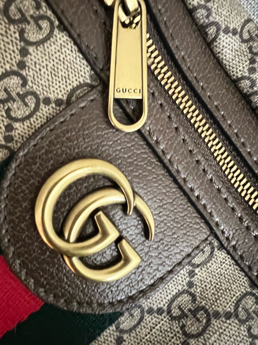 Gucci Beige Brown GG Supreme Belt Bag with Red & Green Stripe - Picture 3 of 7
